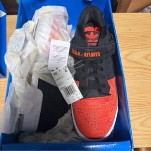 MENS ADIDAS ORIGINALS FORUM LOW ATLANTA CORE BLACK VIVID RED CASUAL GZ6604 Sz 12